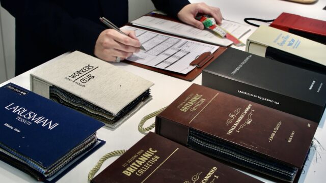 Custom Order Session at merci CAFE&FASHION