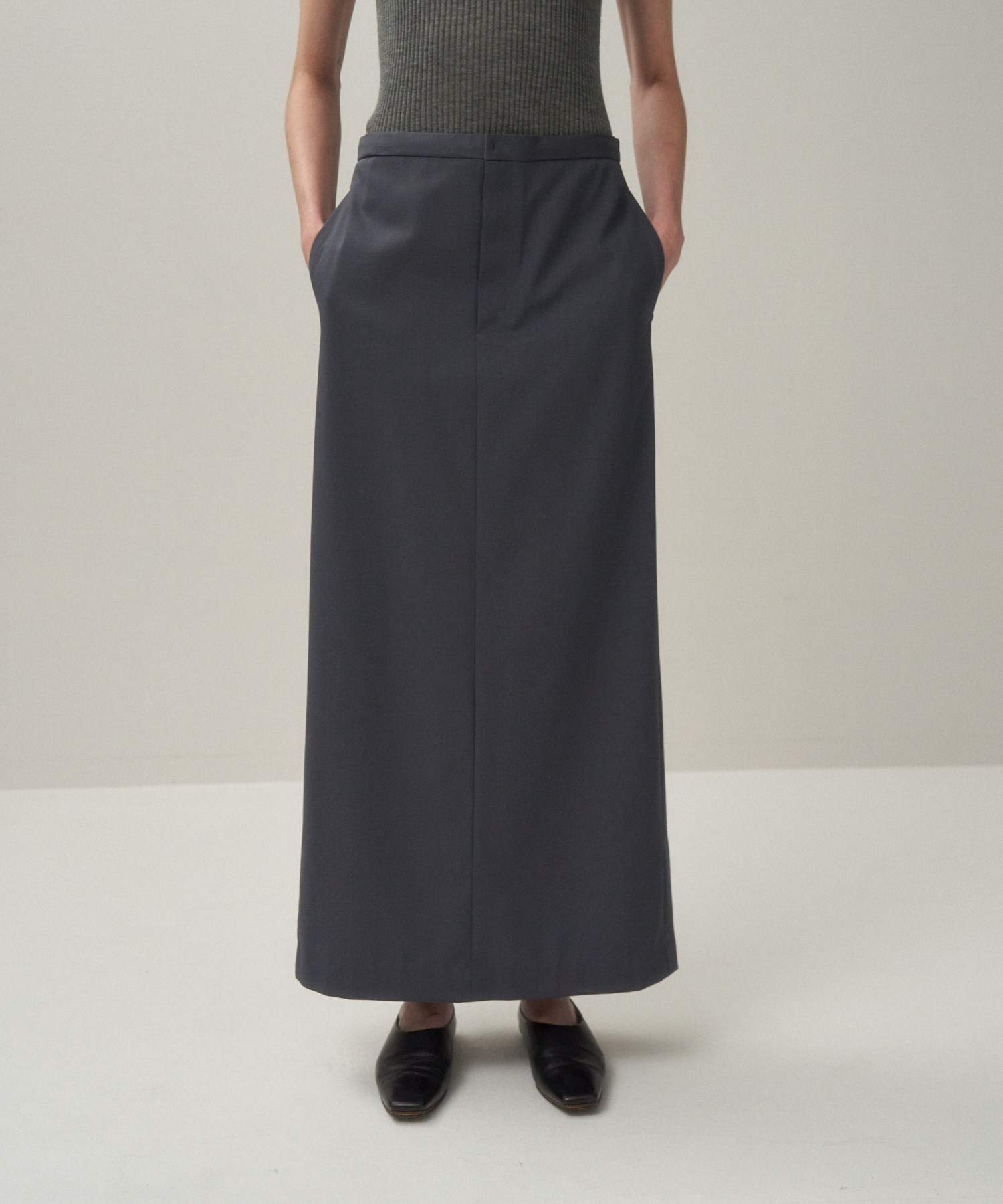 TECHNO WOOL TWILL | I-LINE SKIRT - 画像 (3)