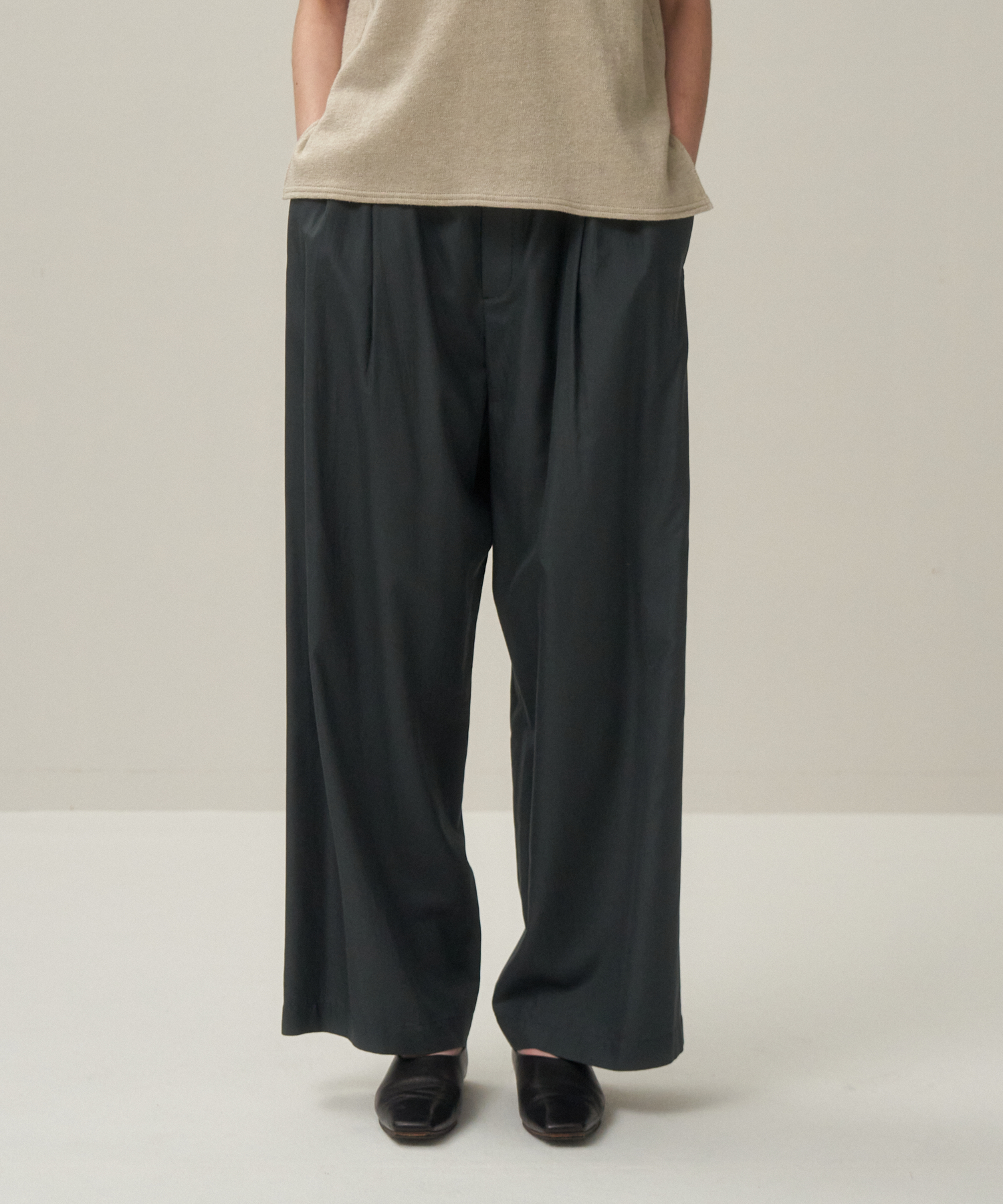 SILK TROPICAL | EASY WIDE PANTS - 画像 (4)