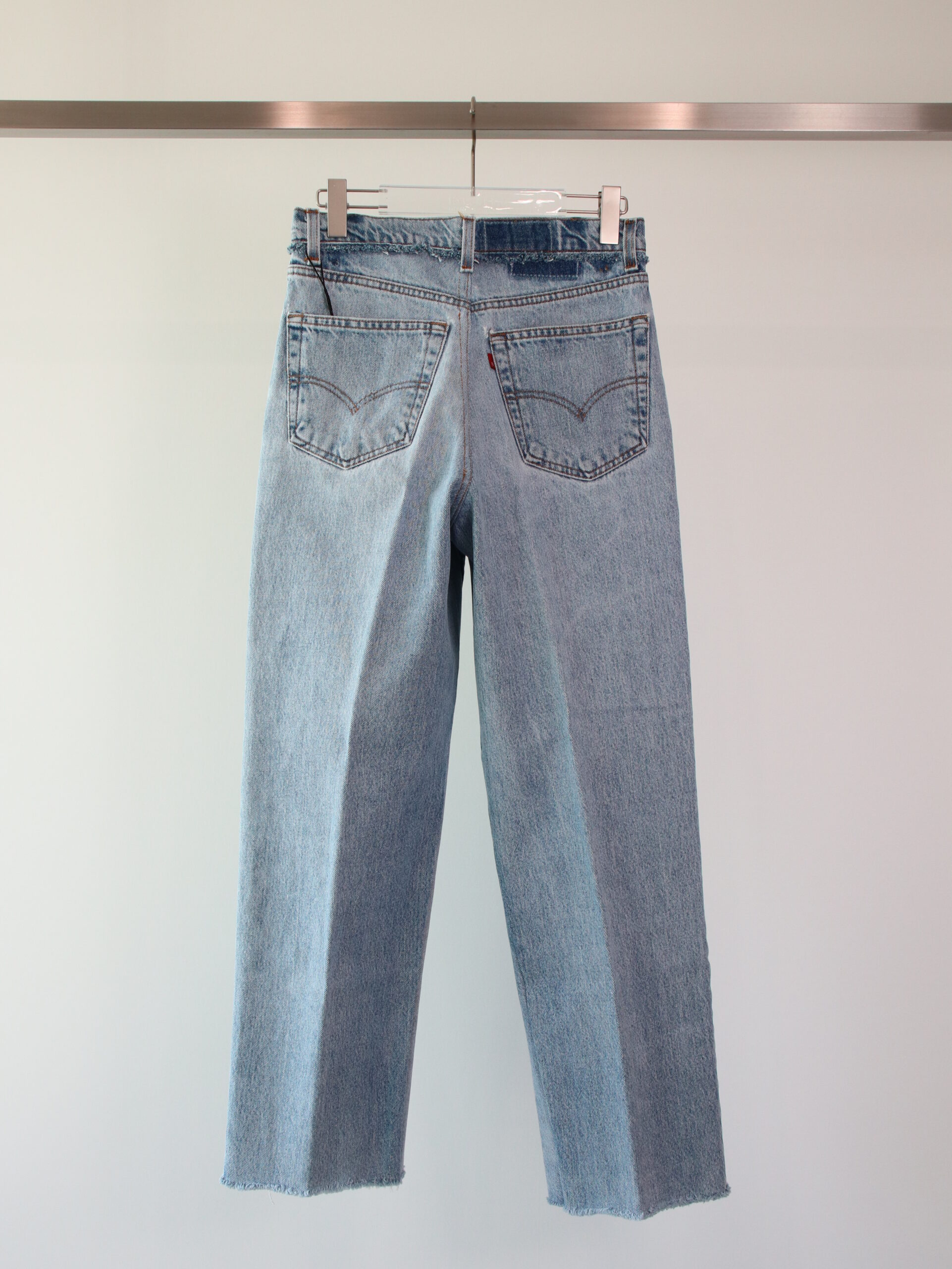 RM LEVIS TT - 画像 (2)